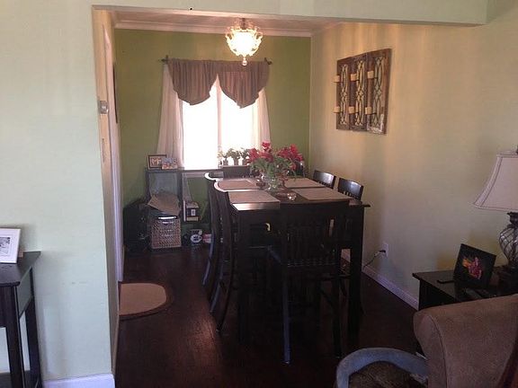 3rd image of 1745 Duval St