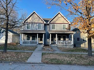 1128 E Washington St, Iowa City, IA 52245