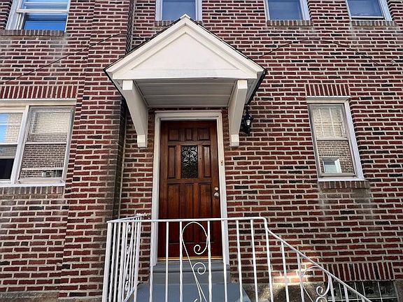 3rd image of 1012 Brighton St