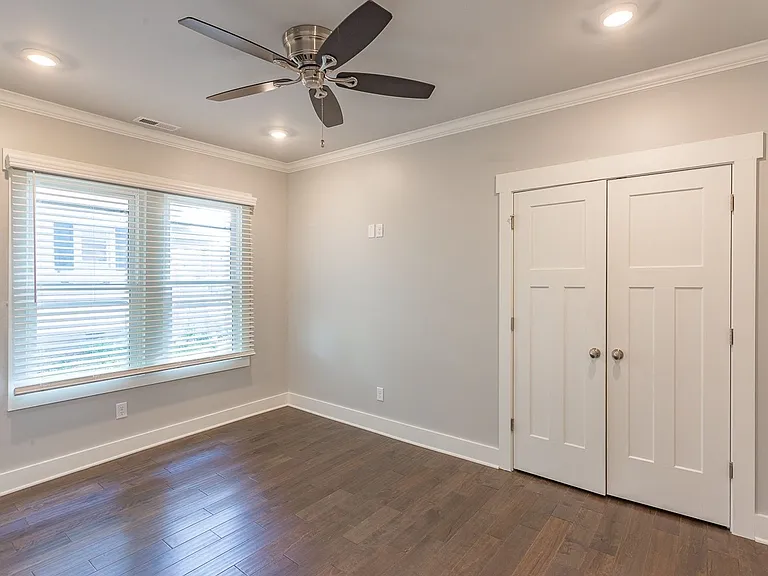 1025 Peachtree St — Photo 6