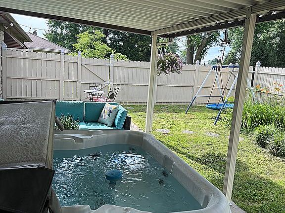 4th image of 1727 Scheller Ln