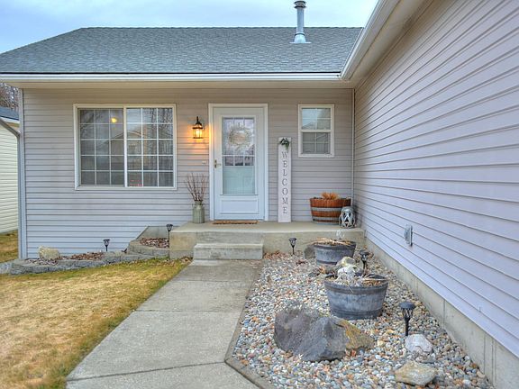 2nd image of 4608 E 15th Ave