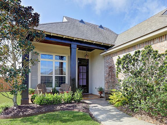 5th image of 107 Clearwater Dr