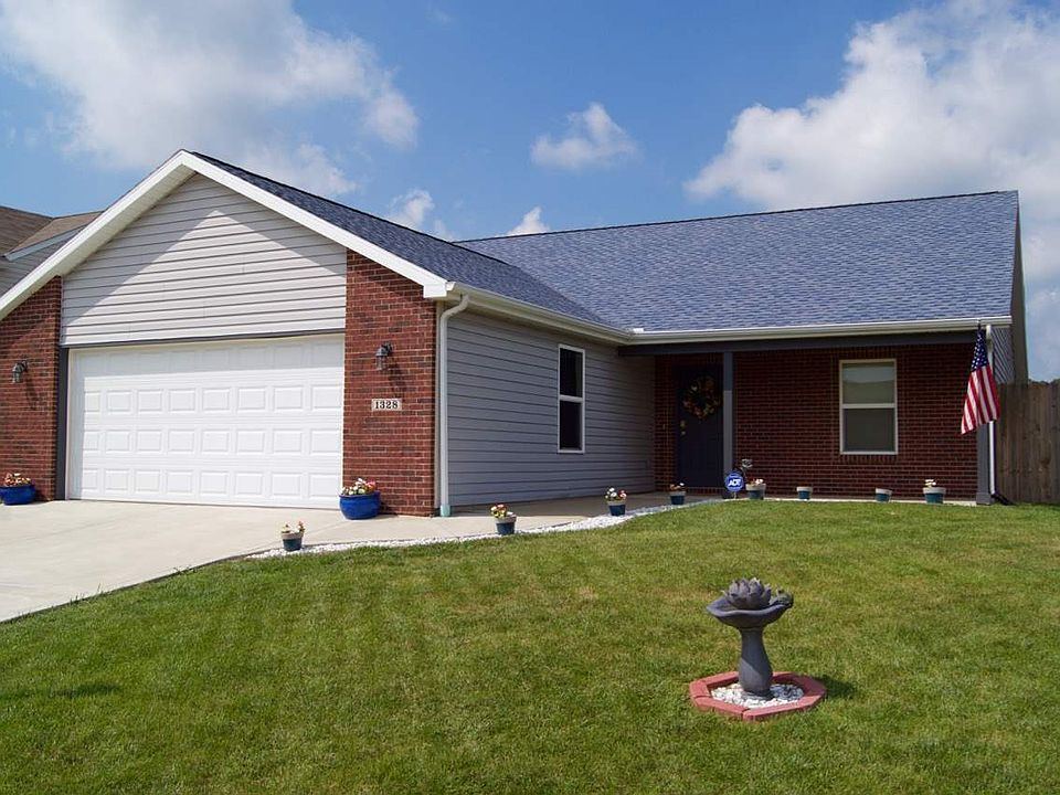 1st image of 1328 W Candlewick Ln