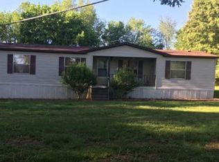 475 Timberlake Rd, Lexington, TN 38351