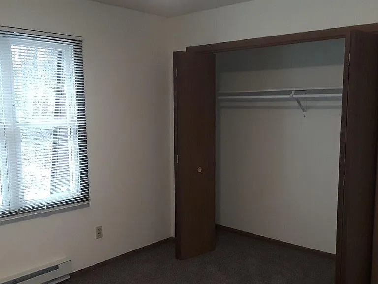 2529 Ridgewood St #B — Photo 18