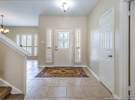 5th image of 29310 Sumpter Dr