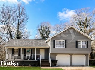 770 Simmons Mine Cir, Sugar Hill, GA 30518