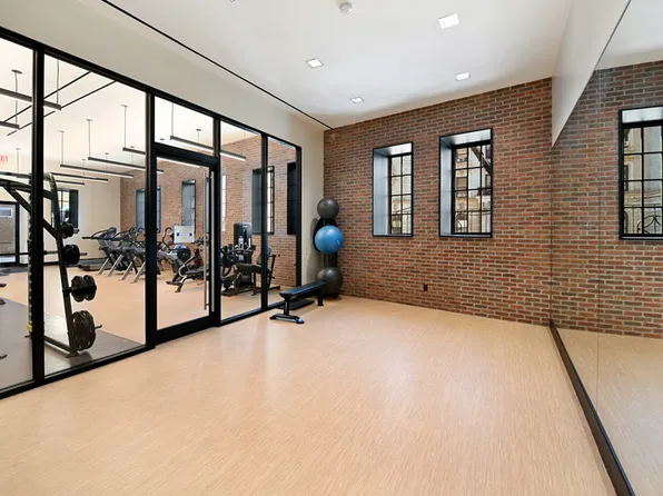 939 Woodycrest Avenue image 15 of 17