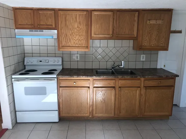 58 Kellogg St #3, Waterbury, CT 06710