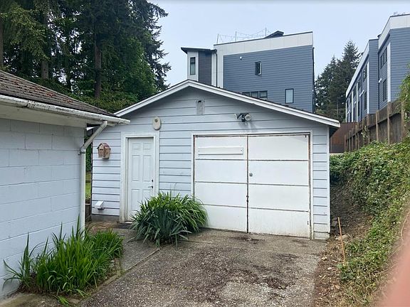 Outside of detached heated shop