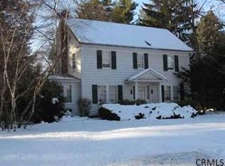 1479 Dean St, Niskayuna, NY 12309