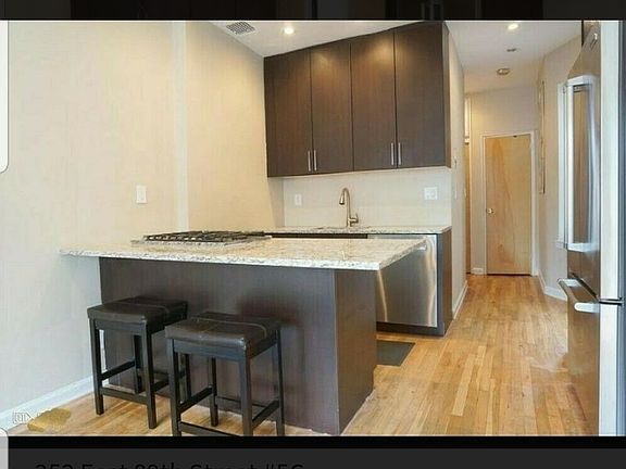 3rd image of 252 E 89th St APT 5C