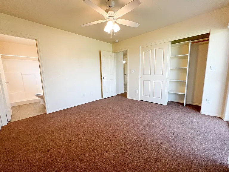 330 S Arnold Ter #B — Photo 5