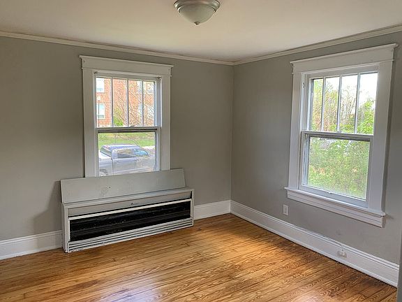 4th image of 1709 Boston Ave