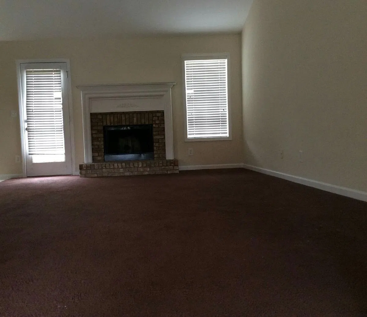 5 bed, 2623 sqft, $2,500 — Photo 3