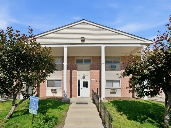 670 Marilyn Ave, Glendale Heights, IL