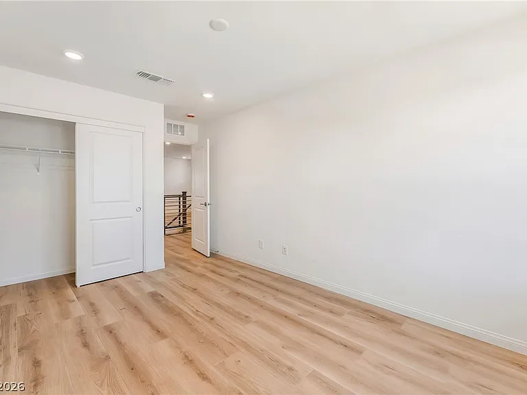 9243 Broome Ct — Photo 28