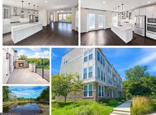 4967 Lakeside Xing, Chantilly, VA 20151