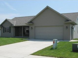 2483 Ballyvaughan Rd, De Pere, WI 54115