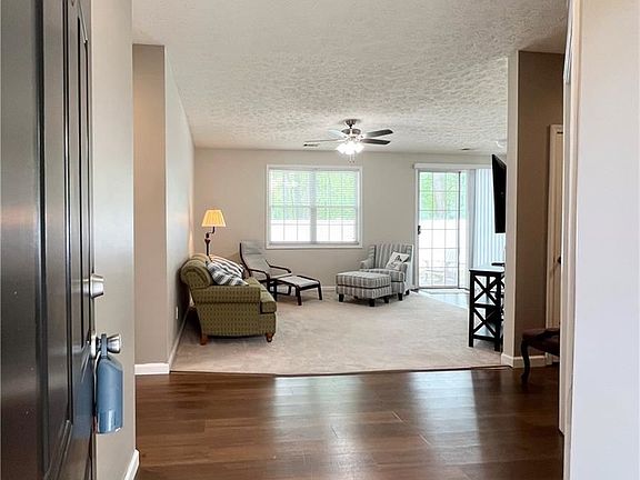 3rd image of 297 Manley Ct