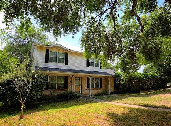 3rd image of 1005 Berrywood Dr