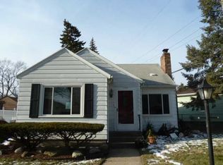 1707 Forbes St, Lansing, MI 48915