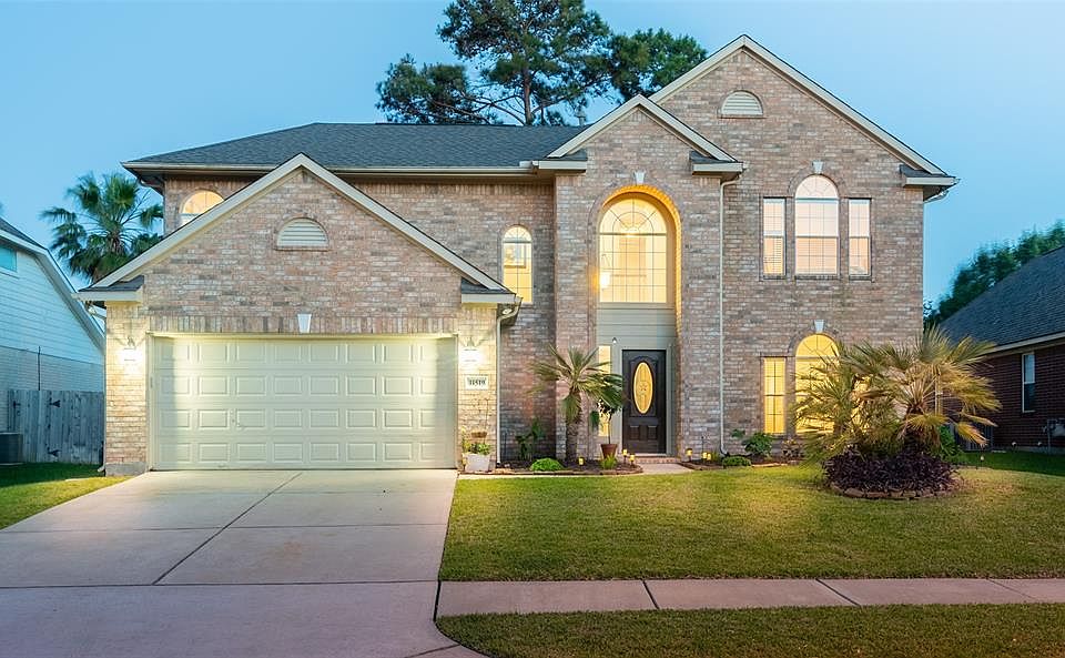 1st image of 11519 Canyon Bend Dr