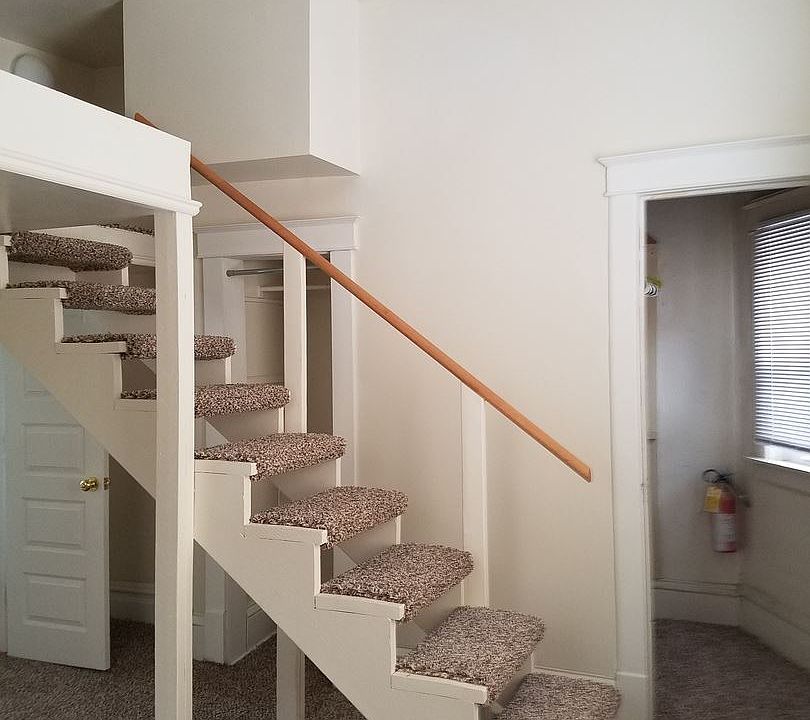 1st image of 316 12th Ave SE APT 03