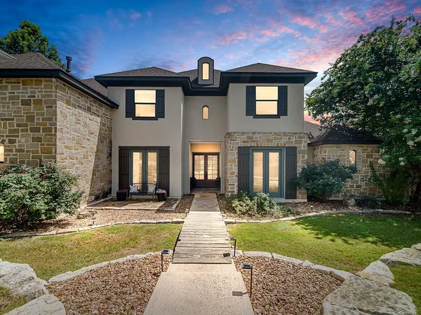 149 Stoneledge Dr, Fredericksburg, TX 78624
