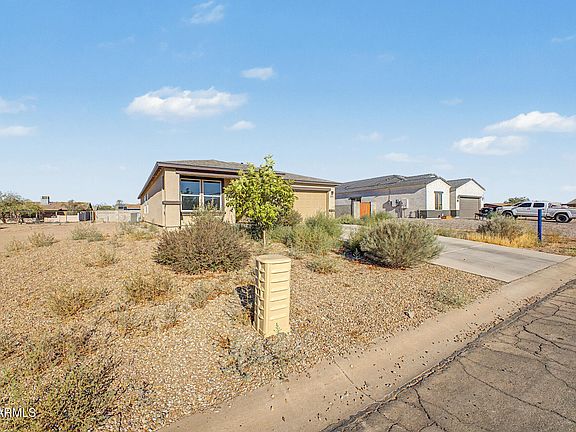 2nd image of 15511 S BENTLEY Drive