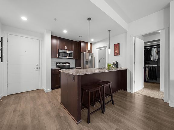 4th image of 2238 Whatcom Rd #204