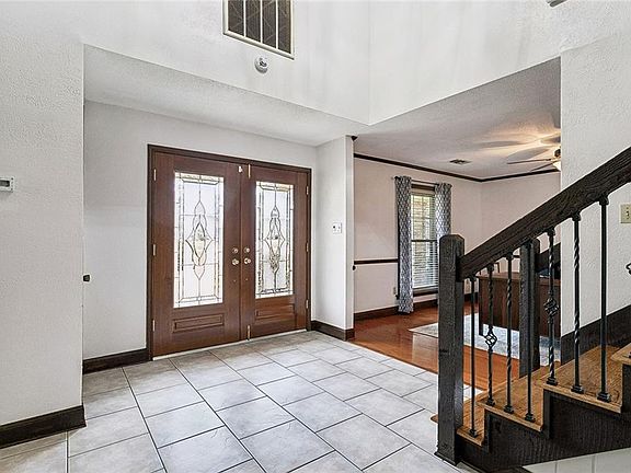 3rd image of 419 Ormond Dr