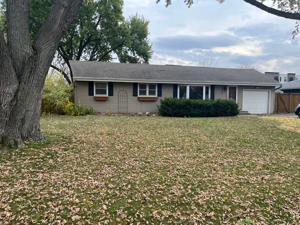 8401 Meadow Lake Rd E, New Hope, MN 55428