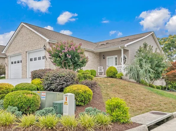 6631 Stonelyn Cottage Ct, Roanoke, VA 24019