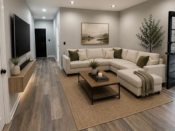 4th image of 302 W 1st Street