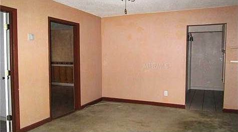 4th image of 2908 W Granfield Ave
