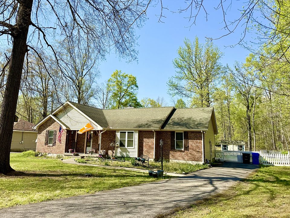 1st image of 402 Rolling Acres Dr