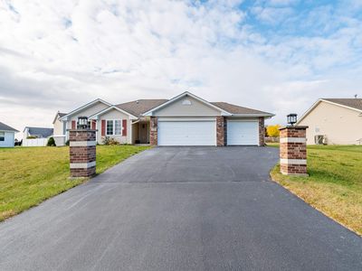 726 Golden Prairie Dr, Davis Junction, IL, 61020