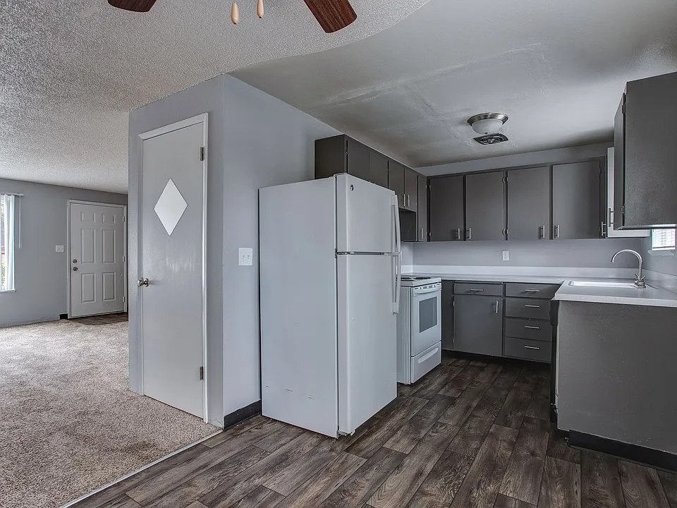 Shenandoah Gardens Apartments