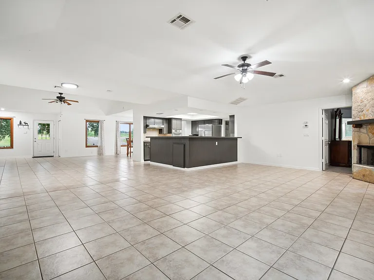 3106 E Palm Valley Blvd — Photo 13