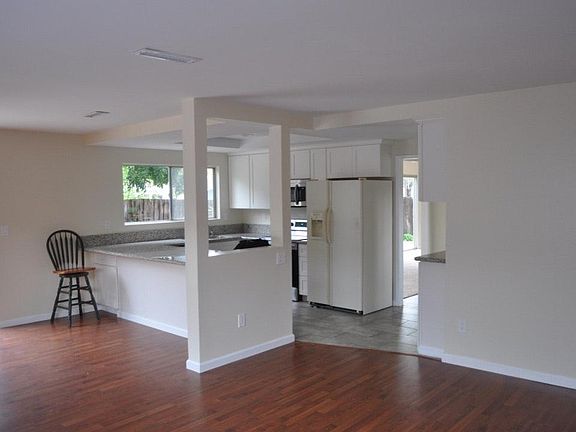 4th image of 7985 Anders Cir