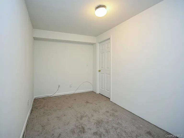 49 Ashwood Rd #A — Photo 18