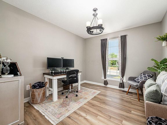 3rd image of 4763 Tayport Ave