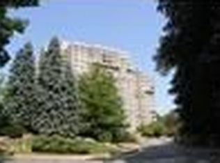 250 Hammond Pond Pkwy APT 507N, Newton, MA 02467