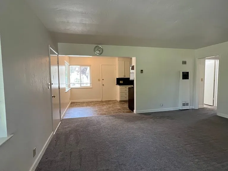 435 Ocean View Ave — Photo 8