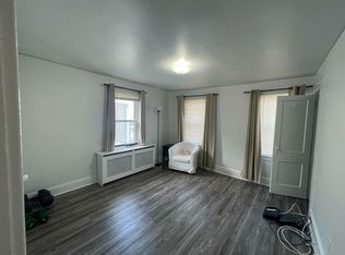 1 Street, Glen Cove, NY 11542