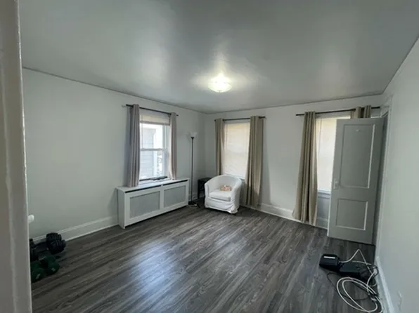 1 Street, Glen Cove, NY 11542