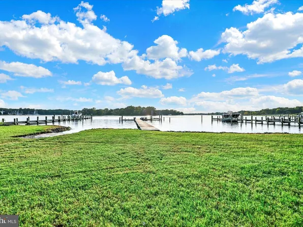 5169 Mountain Rd, Pasadena, MD 21122