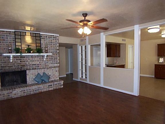 3rd image of 3124 Furneaux Ln